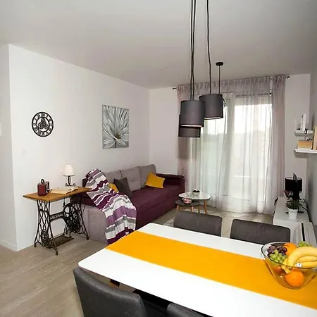 Apartment Sweet Daisy With Parking Zadar Exterior photo
